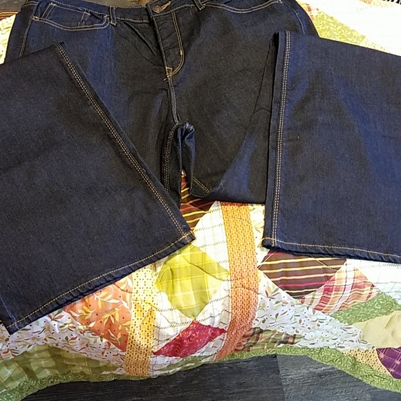 Old Navy Rock Star high rise jeans size 14 - Picture 2 of 5